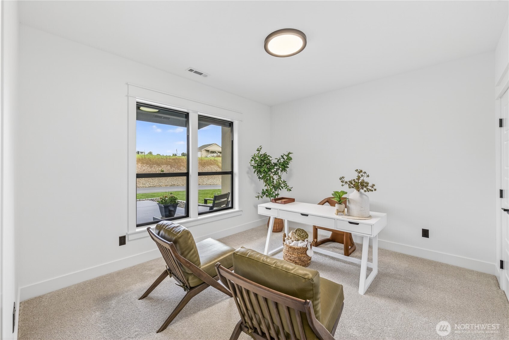57 Columbia Bluff Lane Pasco WA 99301