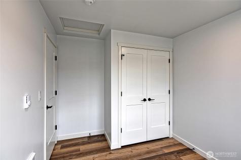 2405 Rockefeller Avenue Everett WA 98201