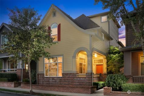 1767 28th Issaquah WA 98029