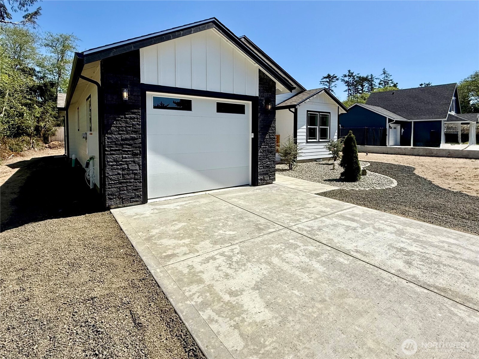 684 Lake Island Avenue SE Ocean Shores WA 98569