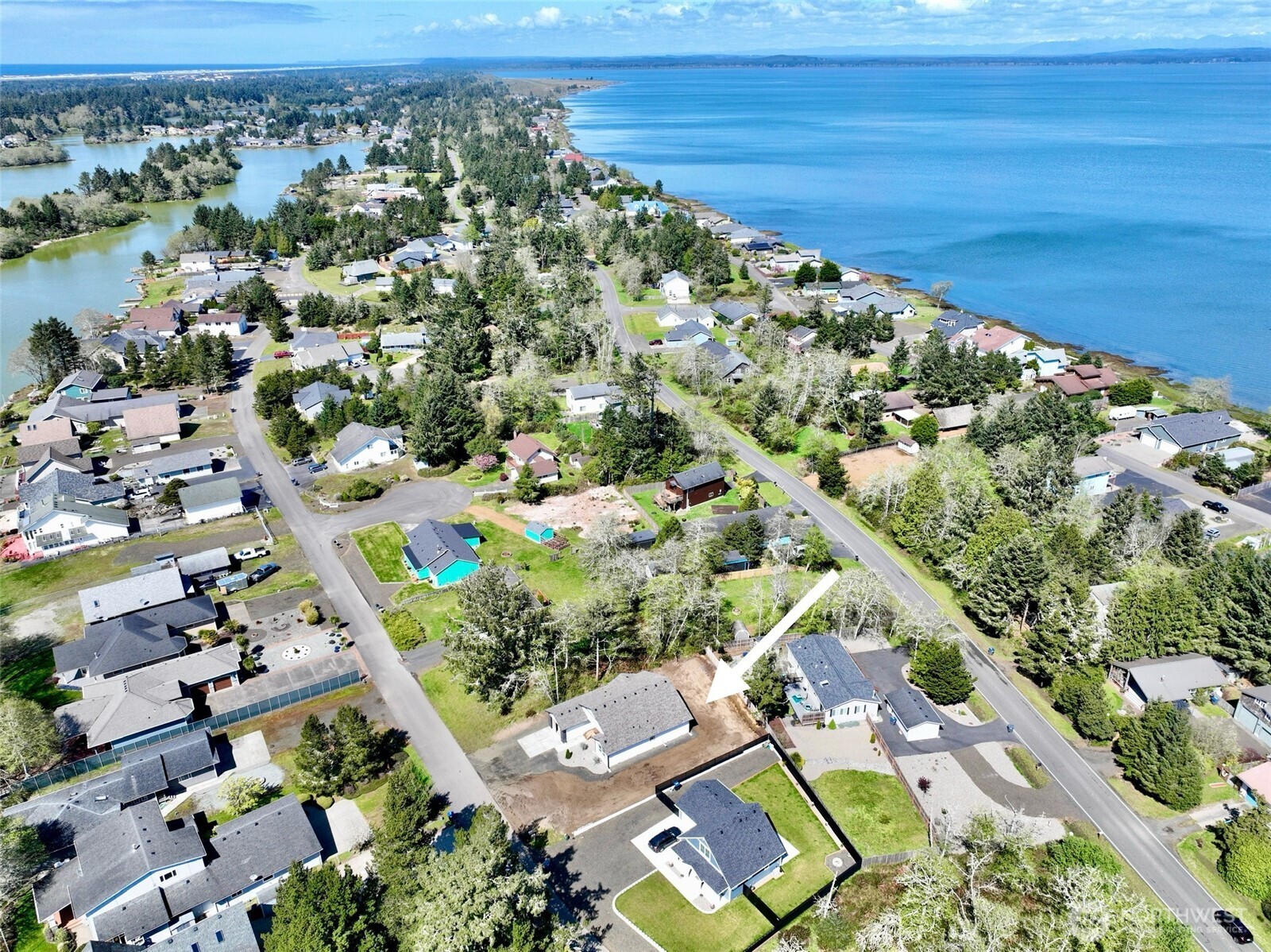 684 Lake Island Avenue SE Ocean Shores WA 98569