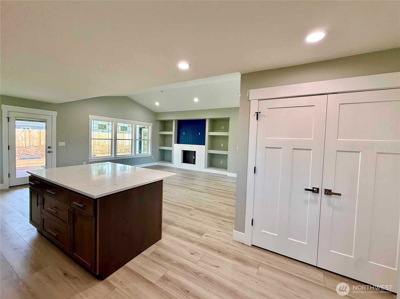 684 Lake Island Avenue SE Ocean Shores WA 98569