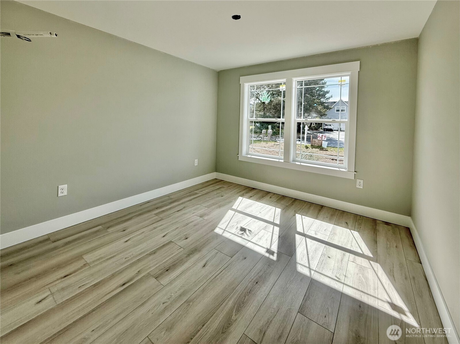684 Lake Island Avenue SE Ocean Shores WA 98569
