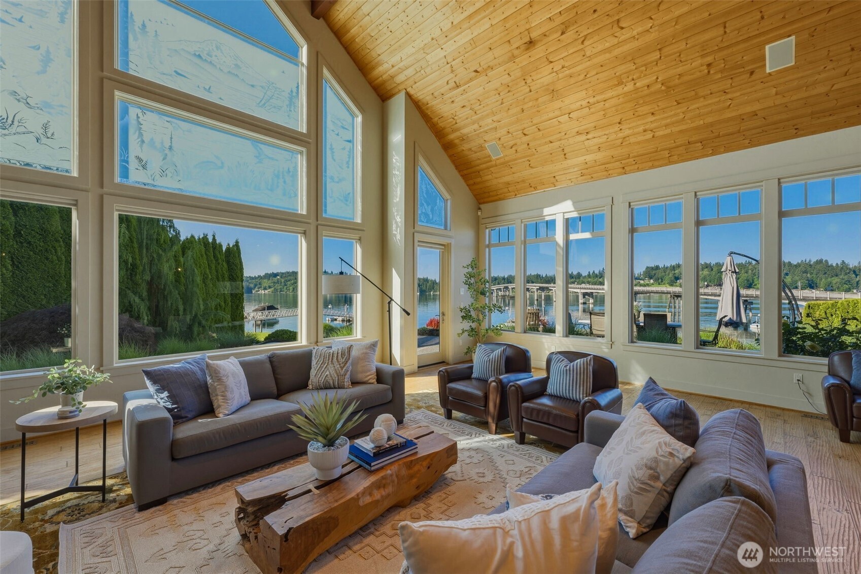 8014 Warren Drive NW Gig Harbor WA 98335
