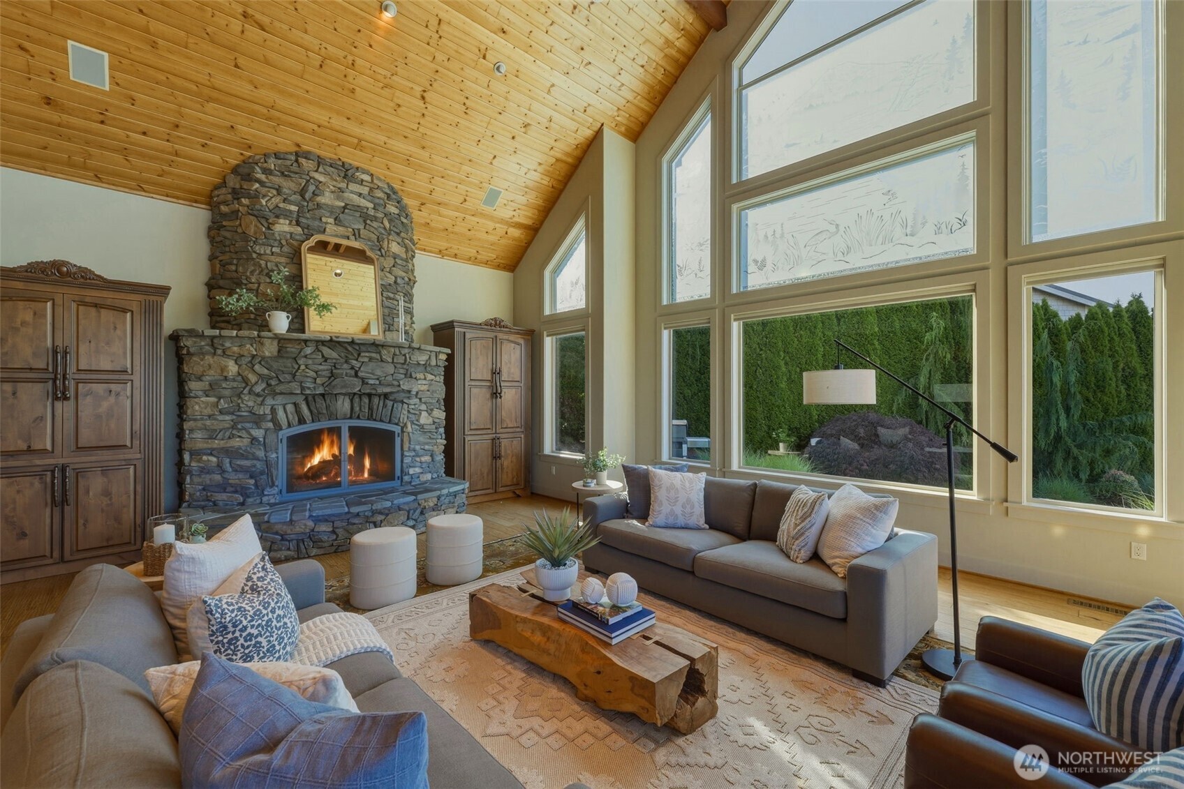8014 Warren Drive NW Gig Harbor WA 98335