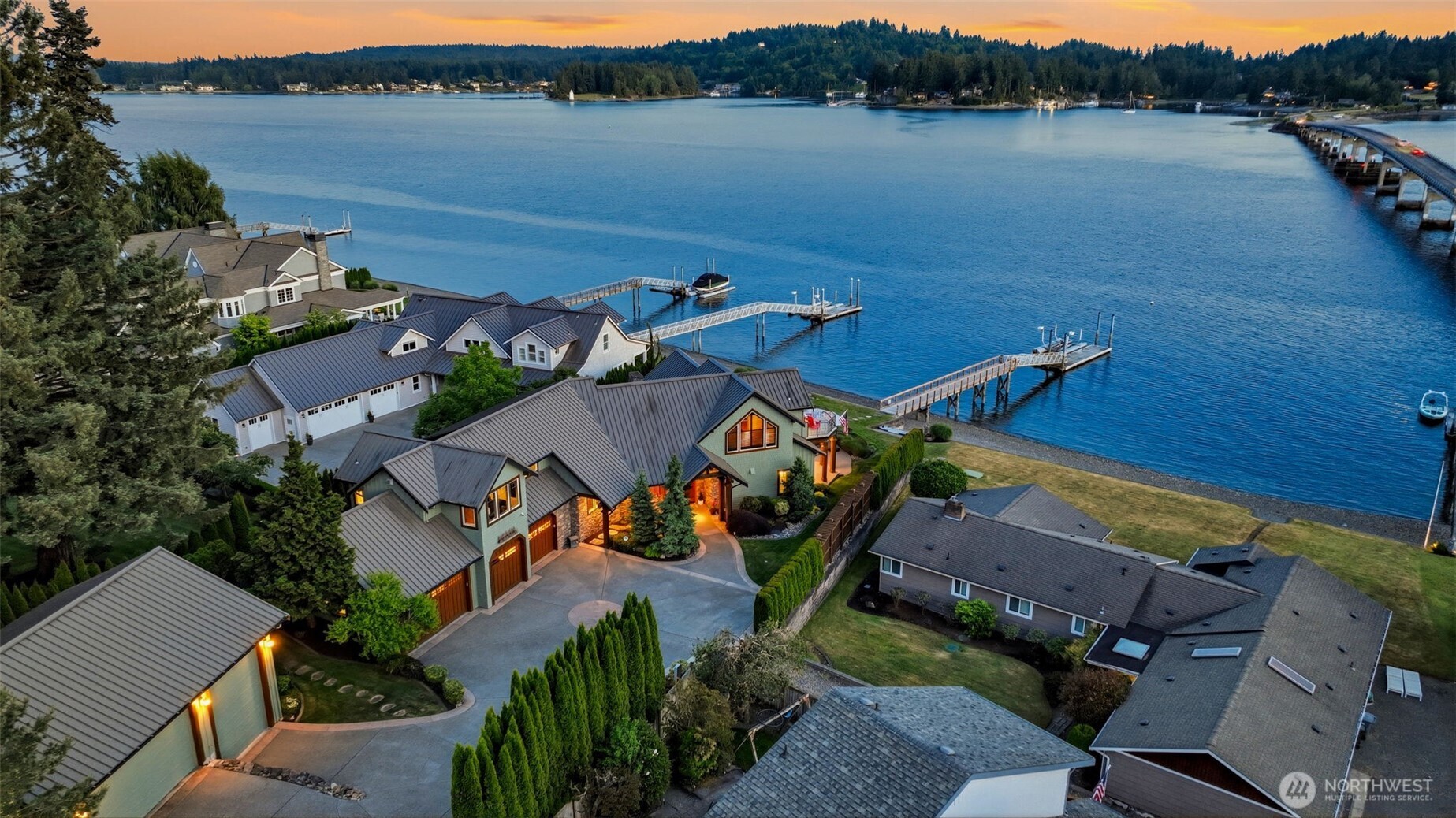 8014 Warren Drive NW Gig Harbor WA 98335