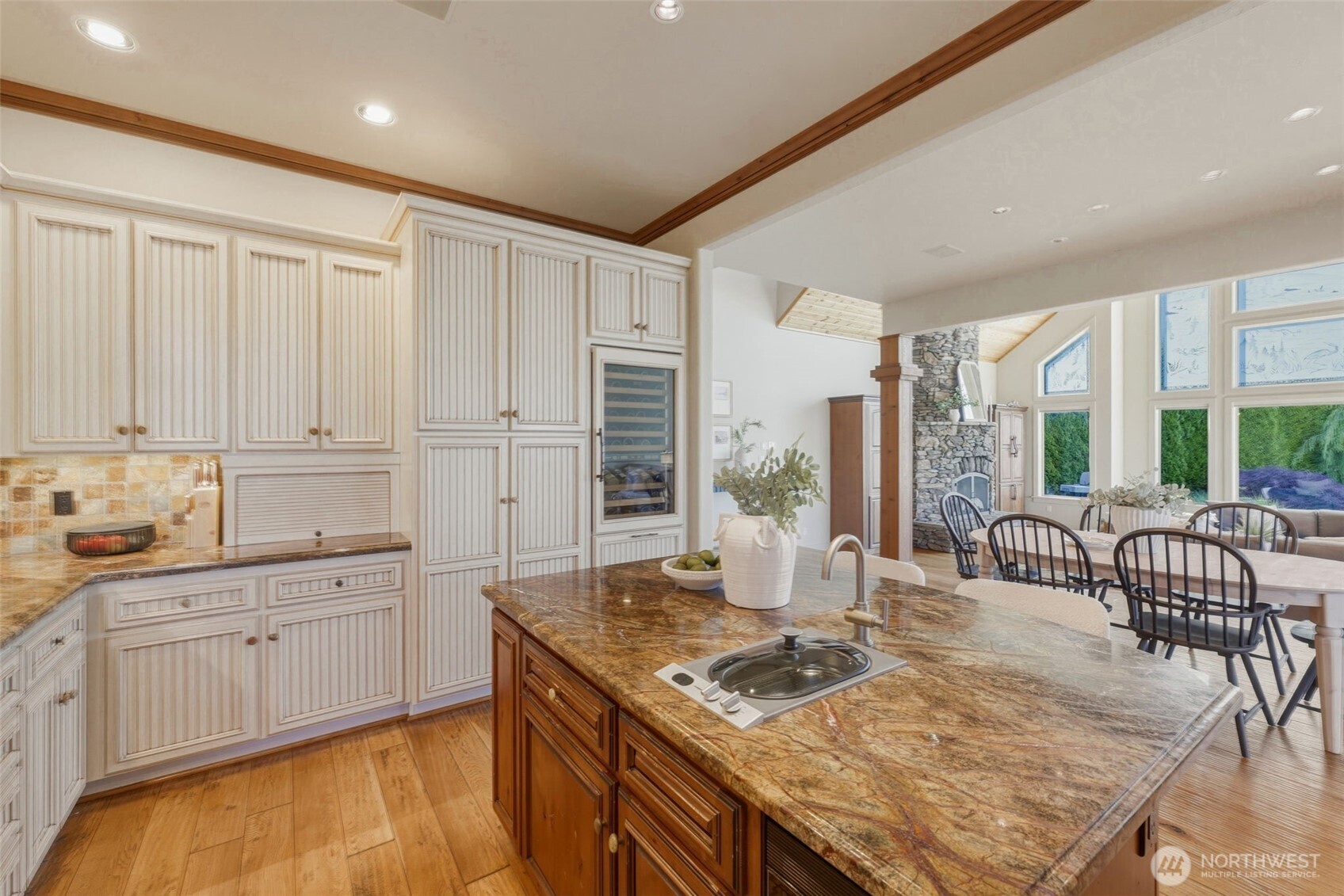 8014 Warren Drive NW Gig Harbor WA 98335
