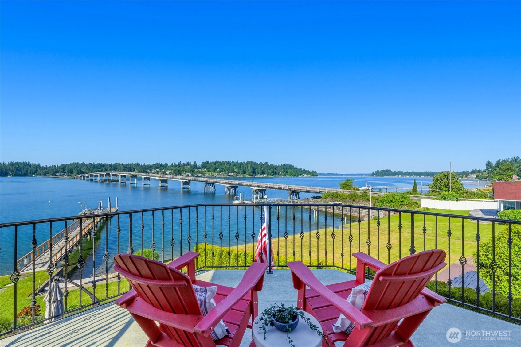 8014 Warren Drive NW Gig Harbor WA 98335