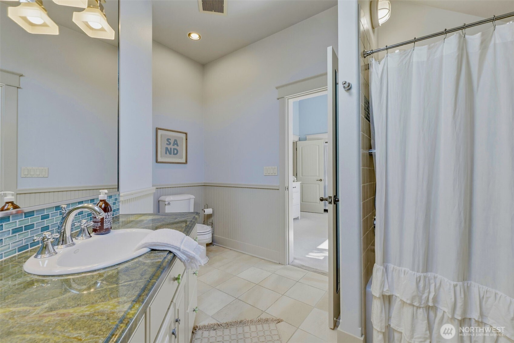 8014 Warren Drive NW Gig Harbor WA 98335