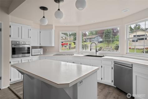 1974 Fiver Place Oak Harbor WA 98277