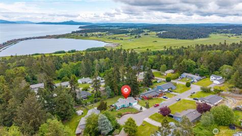1974 Fiver Place Oak Harbor WA 98277