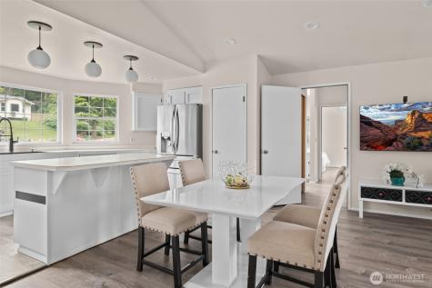 1974 Fiver Place Oak Harbor WA 98277
