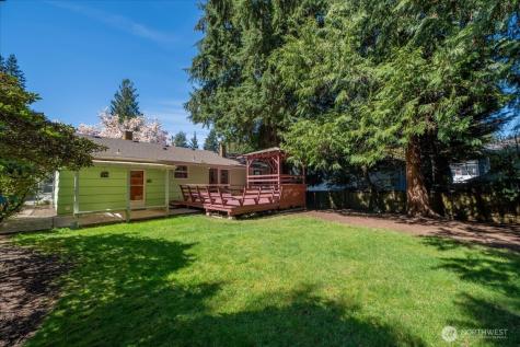14828 Ashworth Avenue N Shoreline WA 98133
