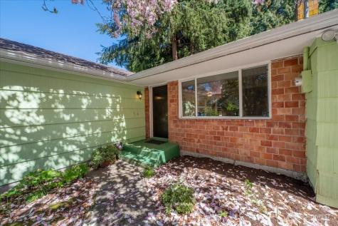 14828 Ashworth Avenue N Shoreline WA 98133