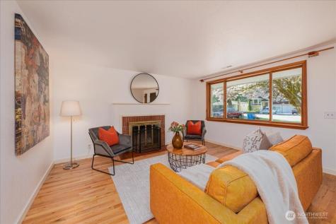 14828 Ashworth Avenue N Shoreline WA 98133
