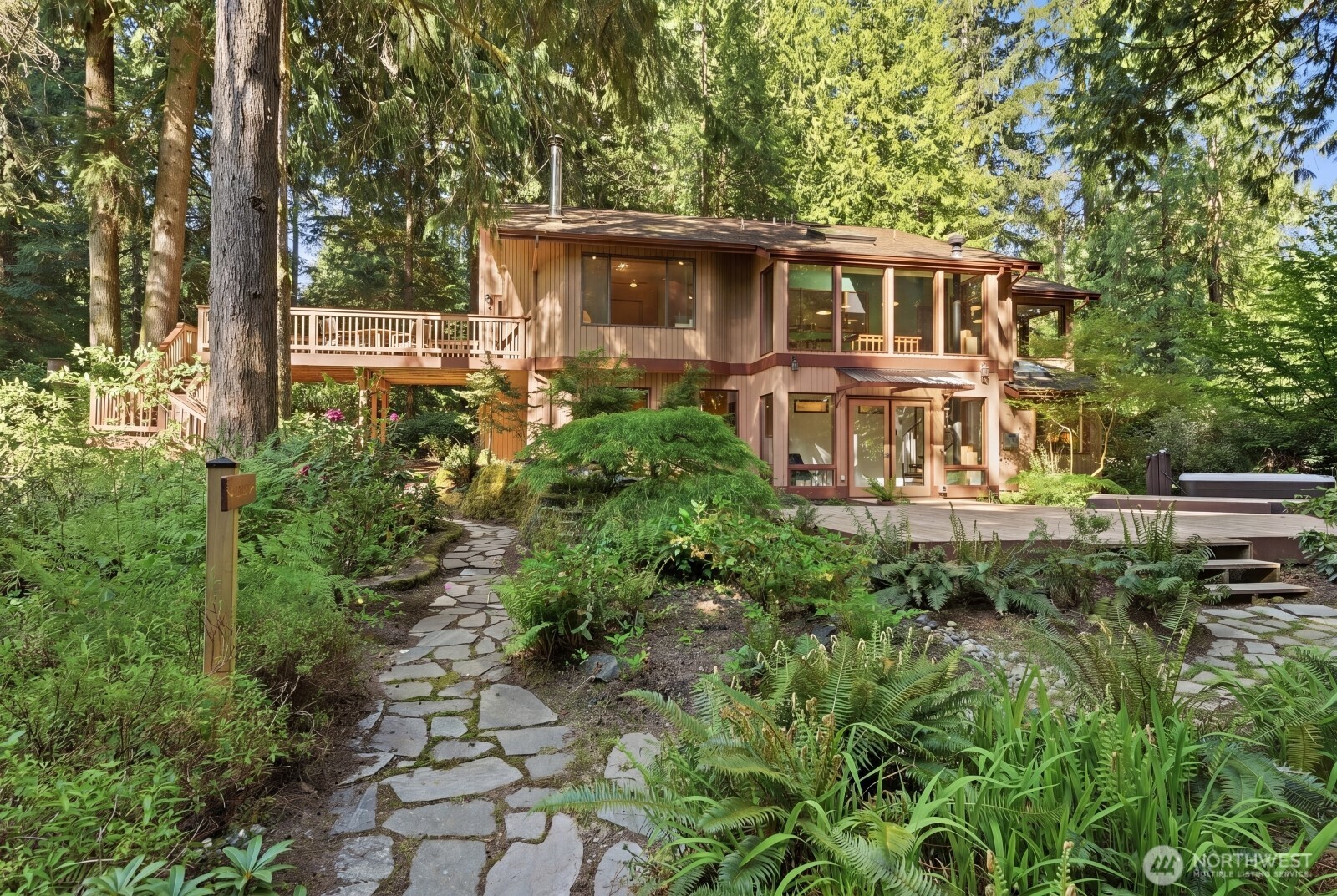 19816 233rd Avenue NE Woodinville WA 98077
