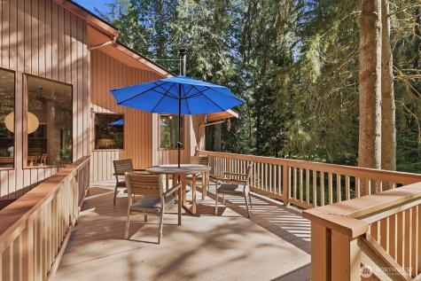 19816 233rd Avenue NE Woodinville WA 98077