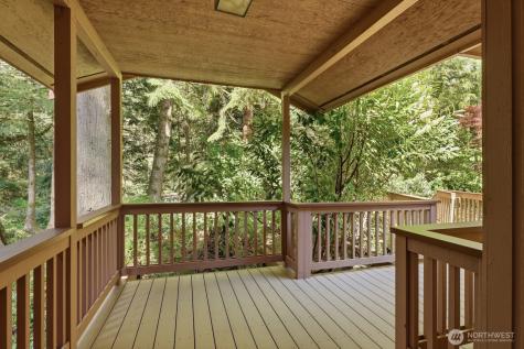 19816 233rd Avenue NE Woodinville WA 98077