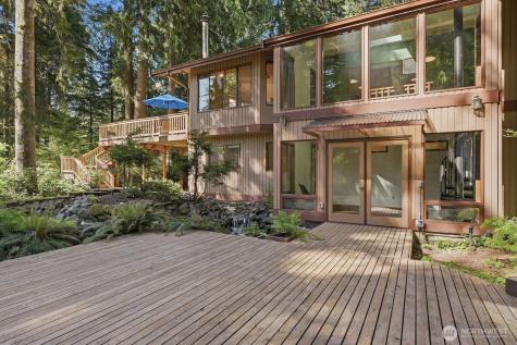 19816 233rd Avenue NE Woodinville WA 98077