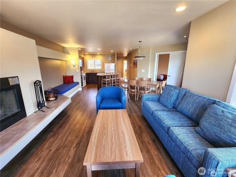 1 Lakeside 714-o Manson WA 98831