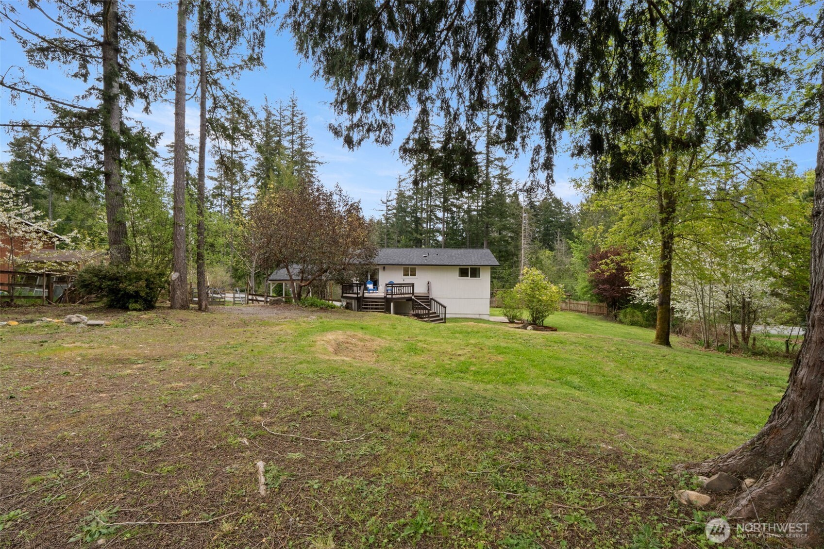 4631 E Grapeview Loop Road Allyn WA 98524