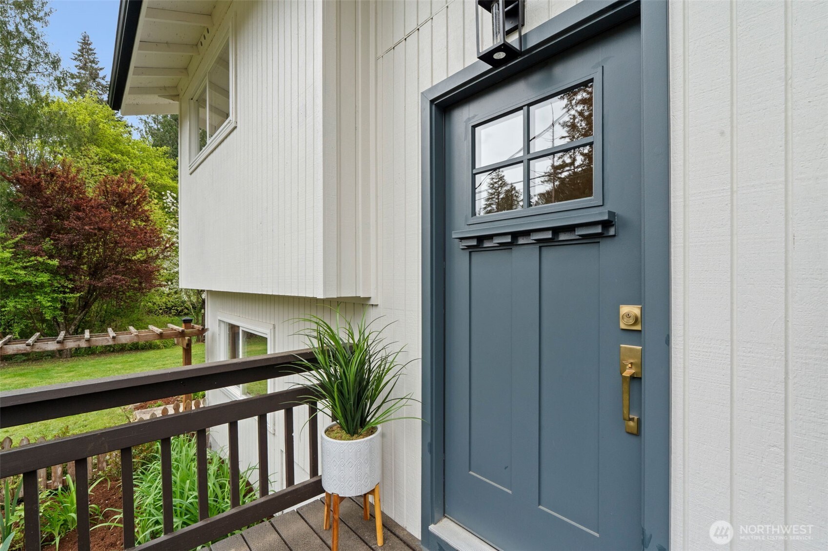 4631 E Grapeview Loop Road Allyn WA 98524