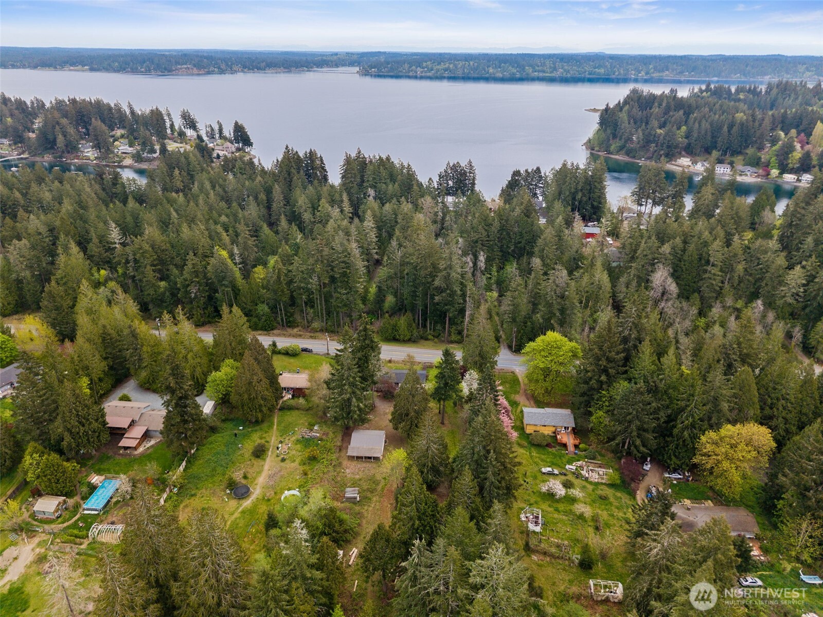 4631 E Grapeview Loop Road Allyn WA 98524