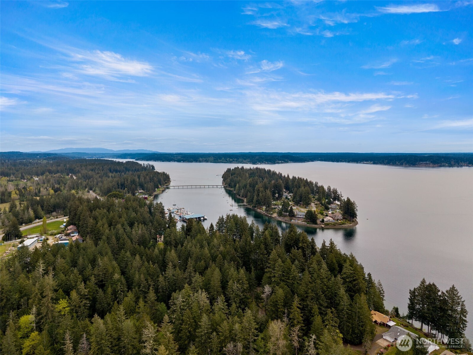 4631 E Grapeview Loop Road Allyn WA 98524