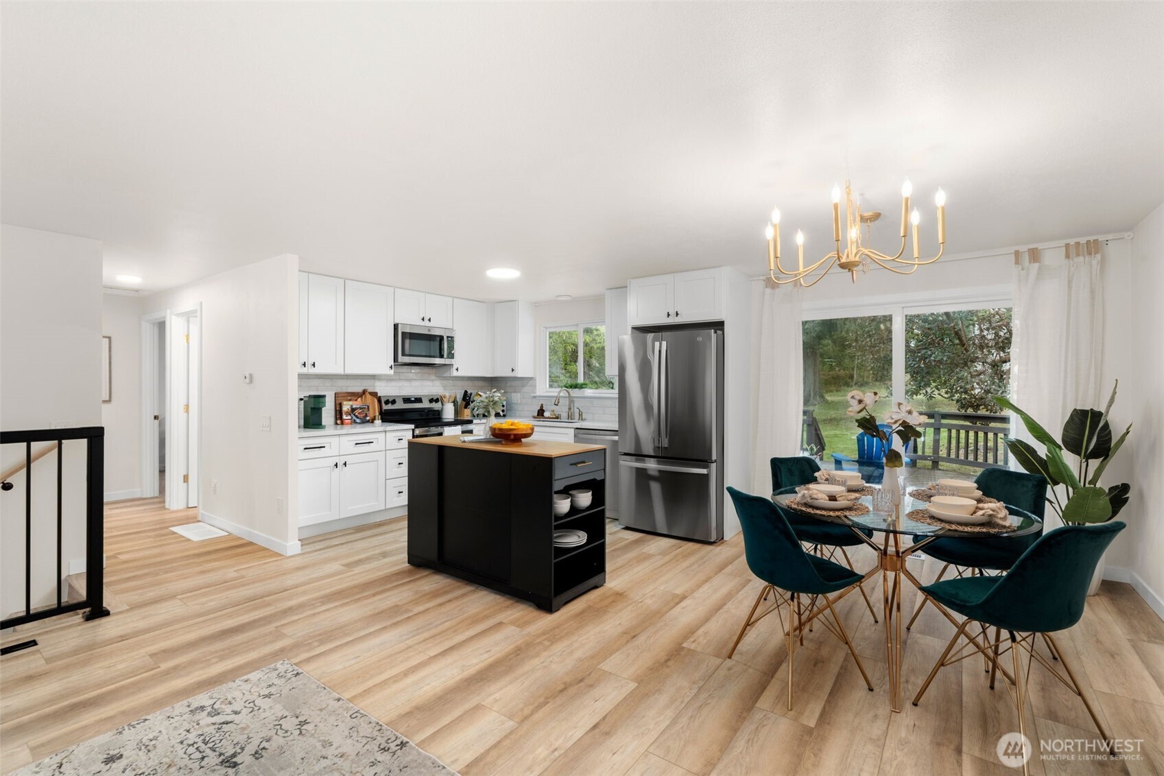 4631 E Grapeview Loop Road Allyn WA 98524