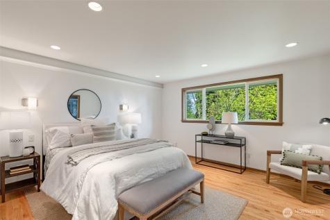 16526 37th Avenue NE Lake Forest Park WA 98155