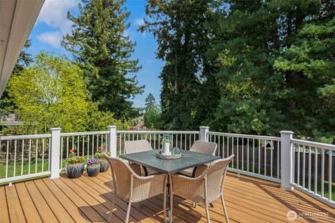 16526 37th Avenue NE Lake Forest Park WA 98155