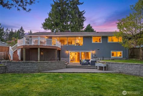 16526 37th Avenue NE Lake Forest Park WA 98155