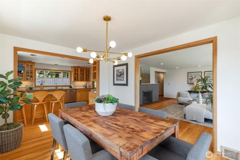 16526 37th Avenue NE Lake Forest Park WA 98155