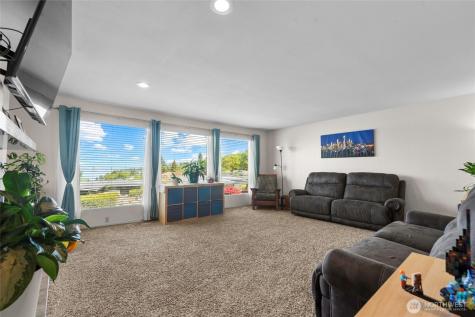 1029 S 289th Street Federal Way WA 98003