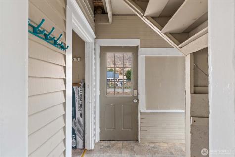 300 River Street Cashmere WA 98815