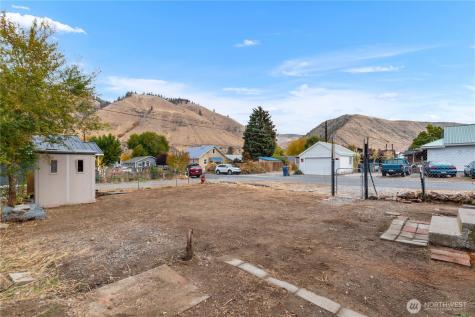 300 River Street Cashmere WA 98815