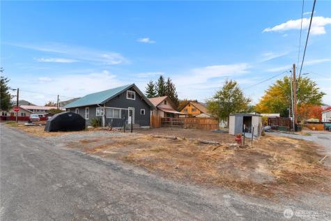 300 River Street Cashmere WA 98815