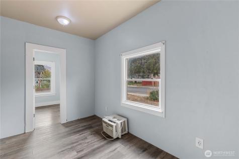 300 River Street Cashmere WA 98815