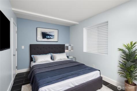 1534 Hillside Drive SE Issaquah WA 98027
