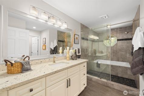 21520 SE 13th Place Sammamish WA 98075