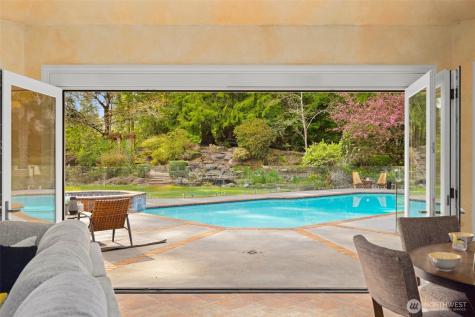 21520 SE 13th Place Sammamish WA 98075
