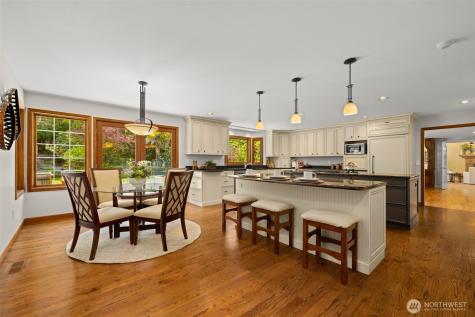 21520 SE 13th Place Sammamish WA 98075