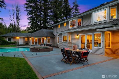 21520 SE 13th Place Sammamish WA 98075