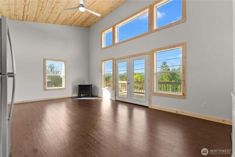 428 Castle Avenue Winthrop WA 98862