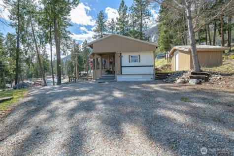 12220 S Lakeshore Road Chelan WA 98816