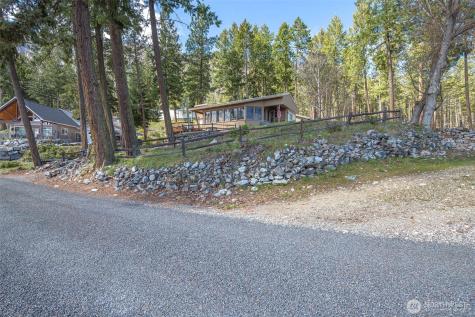 12220 S Lakeshore Road Chelan WA 98816