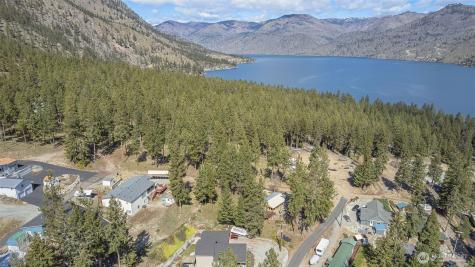 12220 S Lakeshore Road Chelan WA 98816