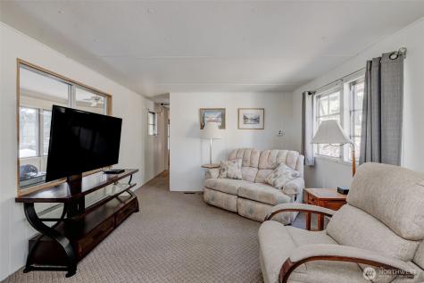 12220 S Lakeshore Road Chelan WA 98816