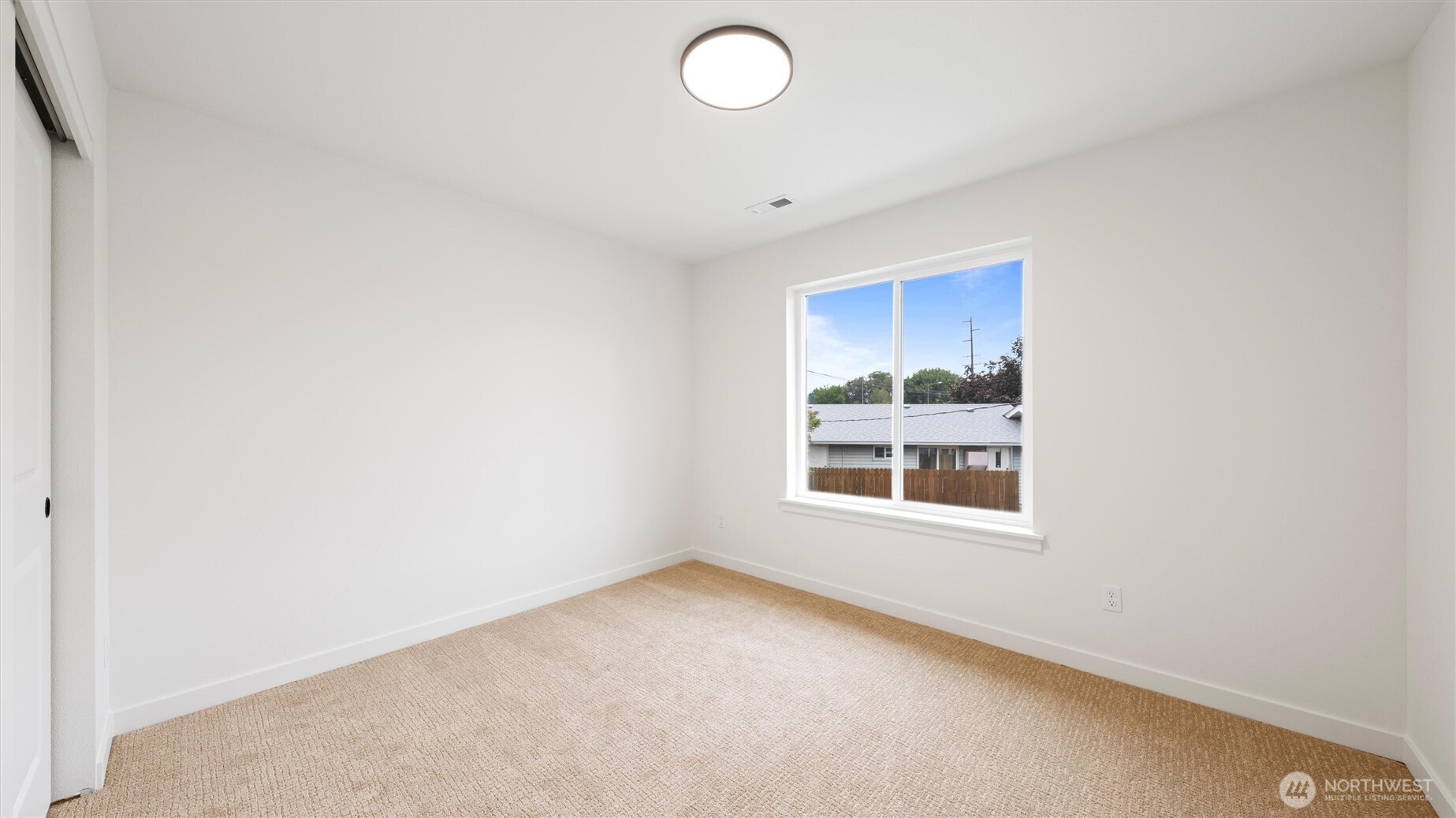 3541 W 6th Place Kennewick WA 99336