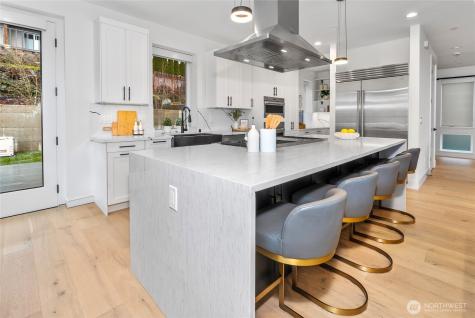11855 89th Place NE Kirkland WA 98034